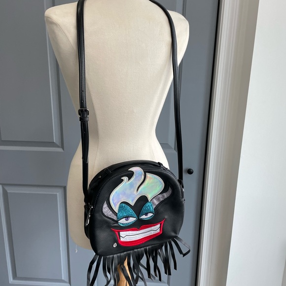 Danielle Nicole Disney RARE Ursula fringe purse handbag Little Mermaid - Picture 2 of 4